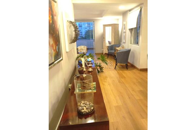 Apartamentos, Venta, Bellavista - $1.100.000.000