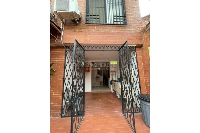 Casas, Venta en San Joaquín