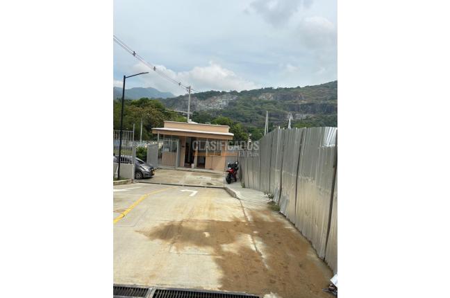 Apartamentos, Venta, Aguacatal - $240.000.000