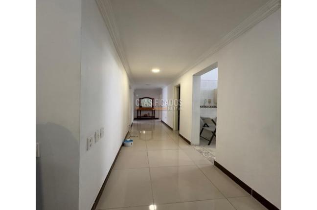 Apartamentos, Venta, Ciudad Capri - $375.000.000