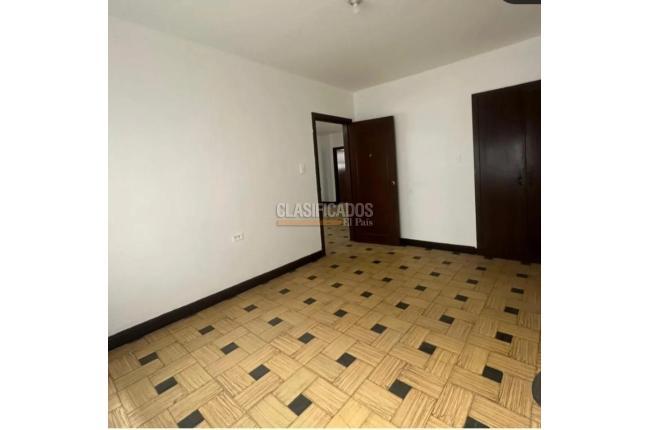 Edificios, Venta en Granada