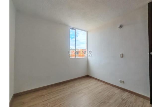 Apartamentos, Alquiler, Soacha - $800.000