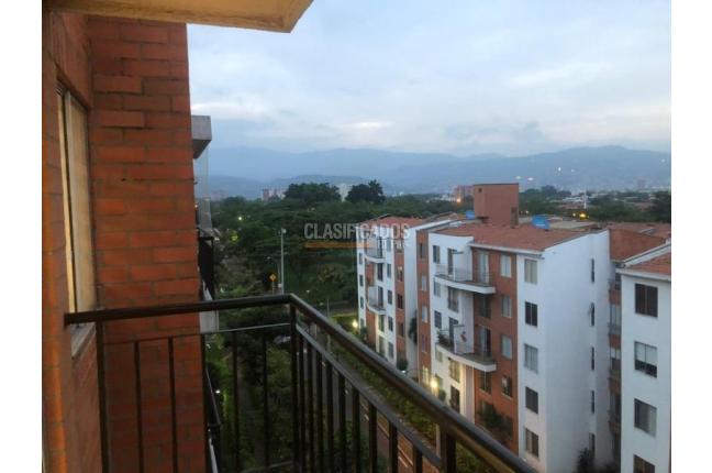 Apartamentos, Alquiler, La Hacienda - $2.100.000