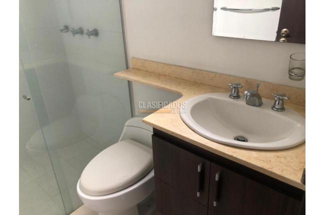Apartamentos, Alquiler, La Hacienda - $2.100.000