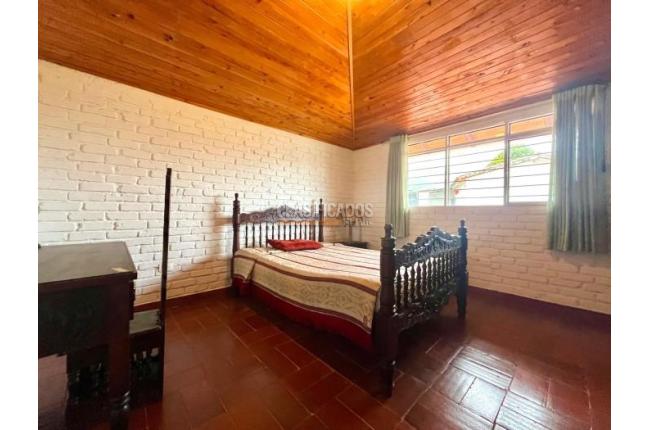 Casas, Venta, Yumbo - $1.900.000.000