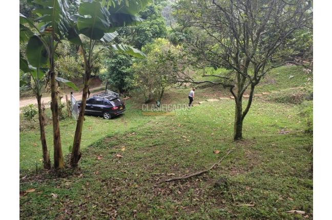 Fincas y Casas Campestres, Venta, Pichindé - $260.000.000