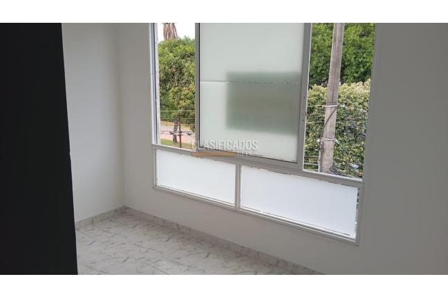 Apartaestudios, Alquiler, Nueva Base - $850.000