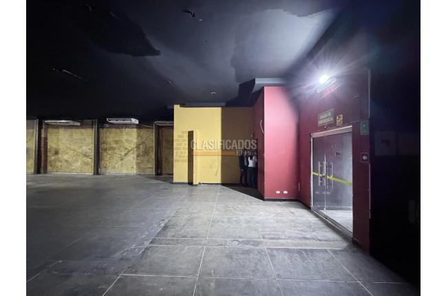 Locales y Bodegas, Alquiler, Granada - $10.000.000