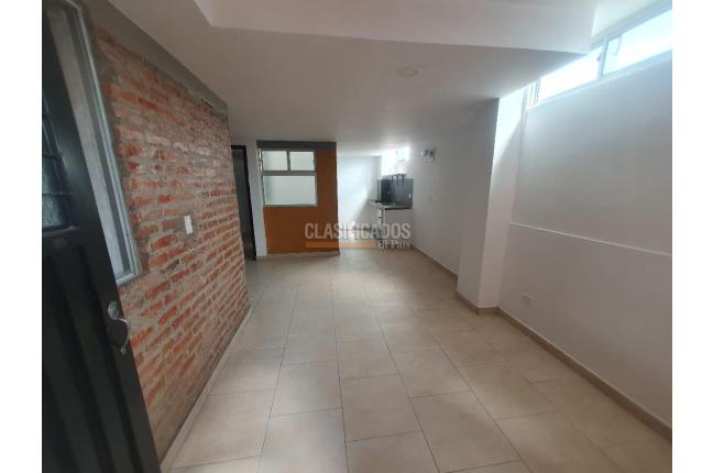 Apartaestudios, Alquiler en Cristóbal Colón