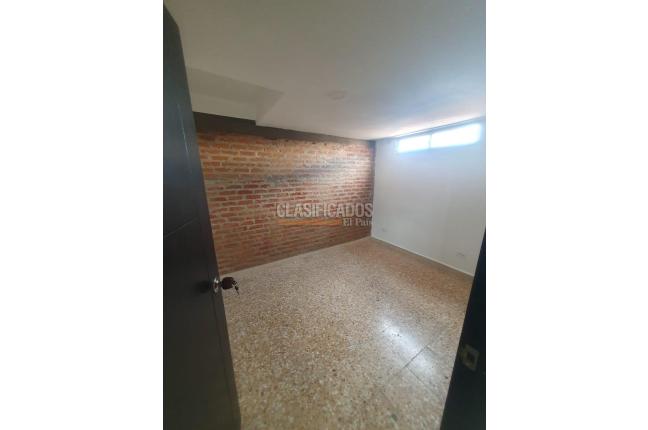 Apartaestudios, Alquiler, Cristóbal Colón - $900.000