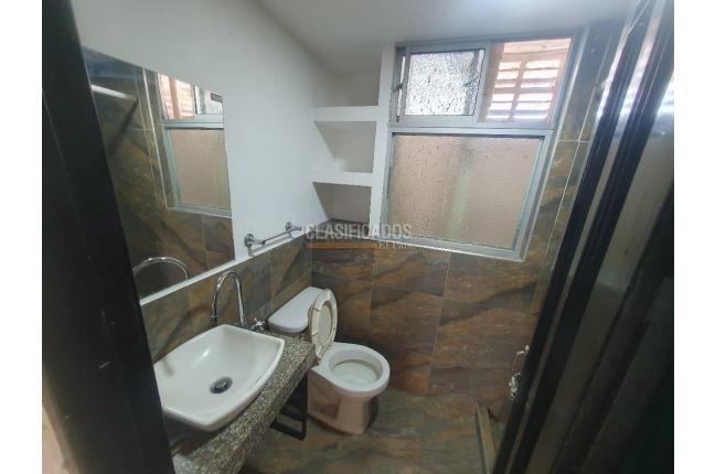 Apartaestudios, Alquiler, Cristóbal Colón - $900.000