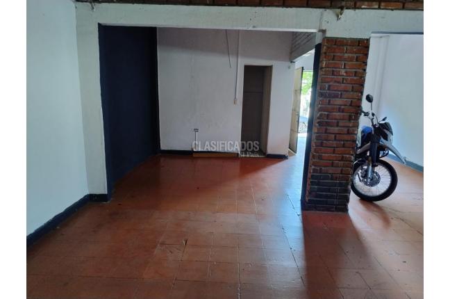 Edificios, Venta, Atanasio Girardot - $570.000.000