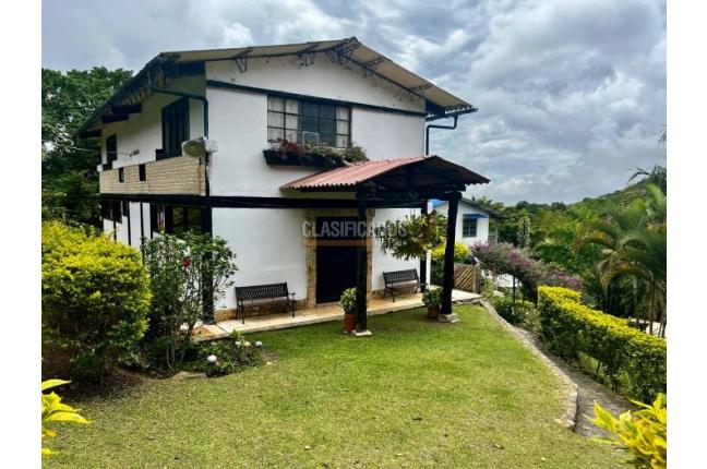 Fincas y Casas Campestres, Venta en Yumbo