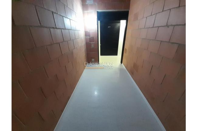 Locales y Bodegas, Alquiler, Bogotá - $950.000