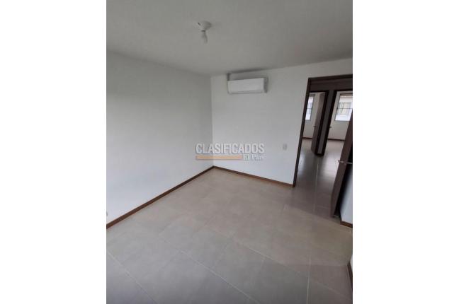 Casas, Venta en Ciudad Country