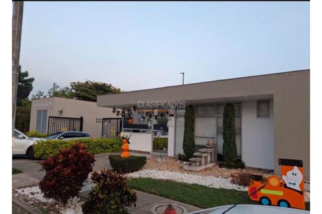 Casas, Venta en Ciudad Country