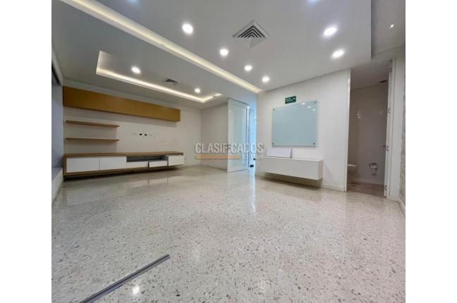 Oficinas y Consultorios, Venta en Centenario