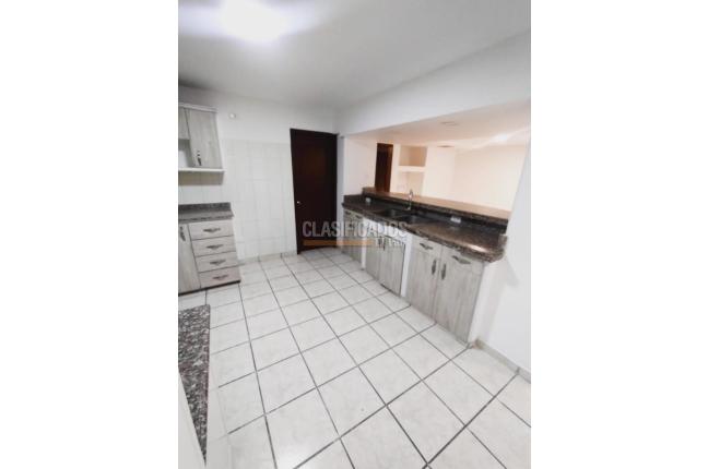 Apartamentos, Alquiler, La Flora - $2.200.000