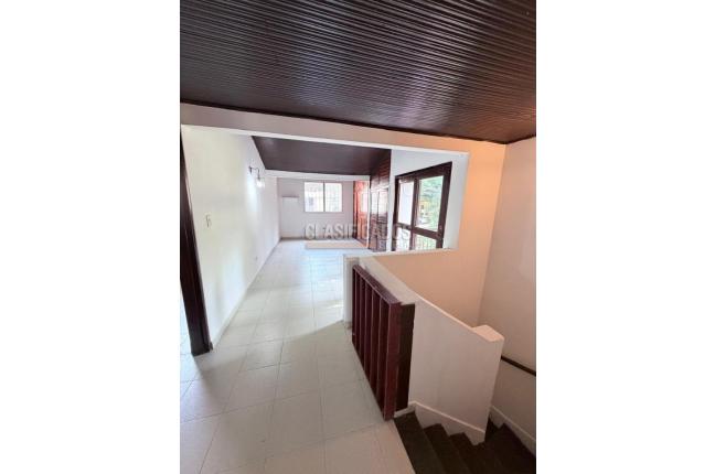 Casas, Alquiler, Prados del Norte - $2.400.000