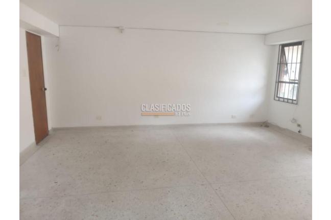 Locales y Bodegas, Alquiler, El Peñón - $1.500.000