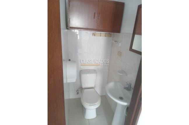 Locales y Bodegas, Alquiler, El Peñón - $1.500.000