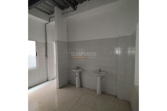 Locales y Bodegas, Alquiler, Junín - $8.500.000