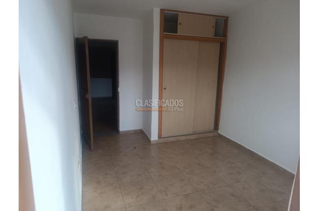 Apartamentos, Alquiler en Alameda