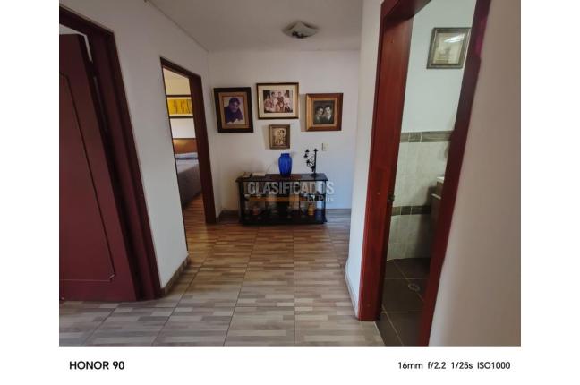 Apartamentos, Venta, Versalles - $345.000.000