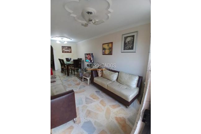 Edificios, Venta, La Base - $485.000.000