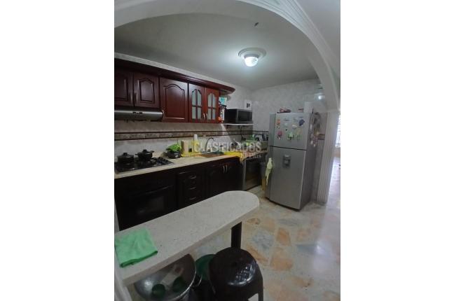 Edificios, Venta, La Base - $485.000.000