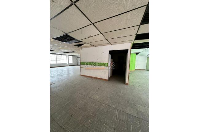 Locales y Bodegas, Alquiler, Centro Ccial Ciudad de Cali - $3.000.000