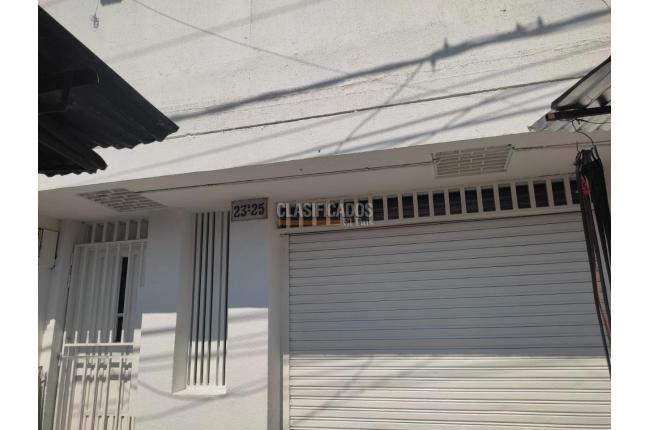 Locales y Bodegas, Venta, Junín - $890.000.000