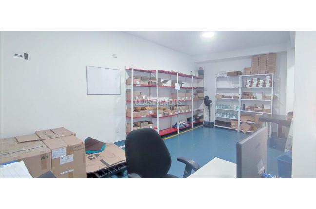 Locales y Bodegas, Venta, Obrero - $480.000.000