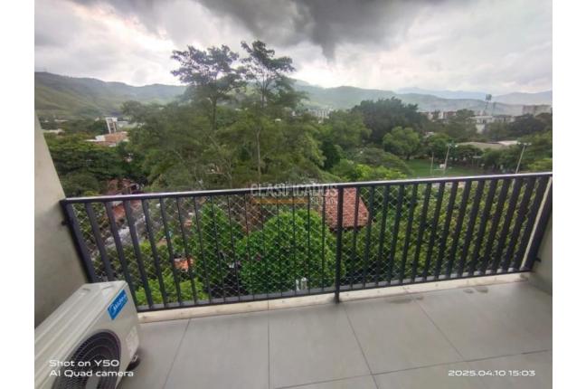 Apartaestudios, Alquiler, La Flora - $2.000.000