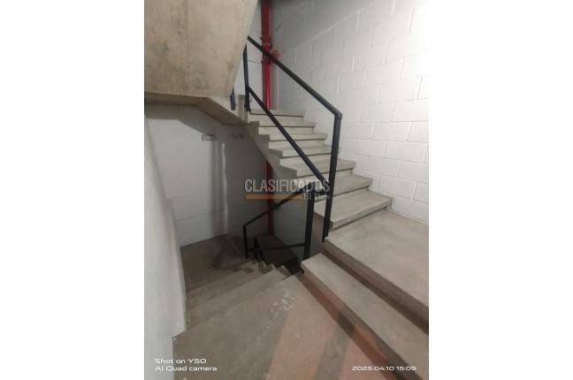 Apartaestudios, Alquiler, La Flora - $2.000.000