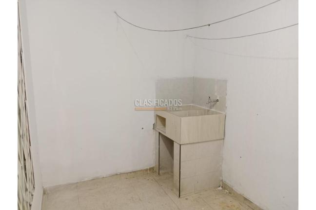 Casas, Alquiler, Ciudad Córdoba - $750.000