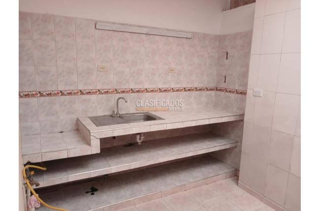 Apartamentos, Alquiler, La Fortaleza - $700.000