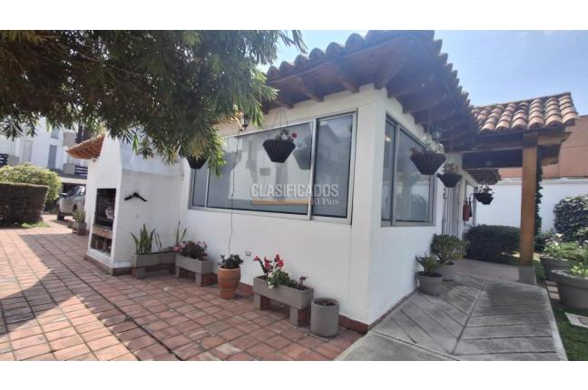 Casas, Alquiler en Chía