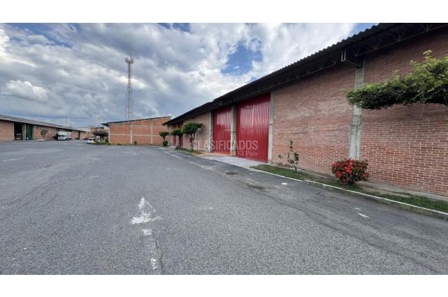 Locales y Bodegas, Alquiler, La Nubia - $23.500.000