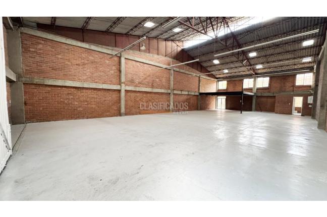 Locales y Bodegas, Alquiler en La Nubia