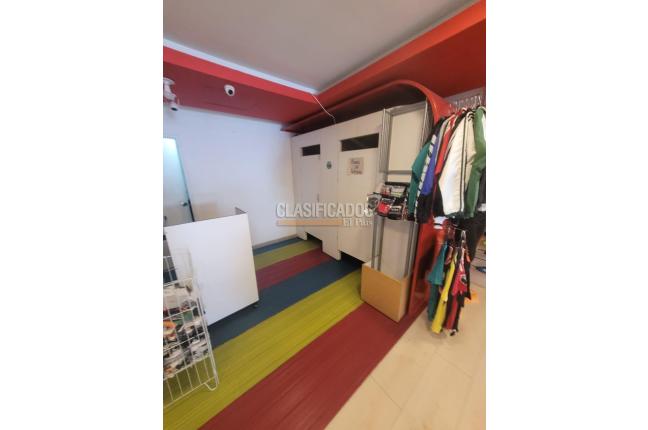 Locales y Bodegas, Venta, Panamericano - $1.500.000.000