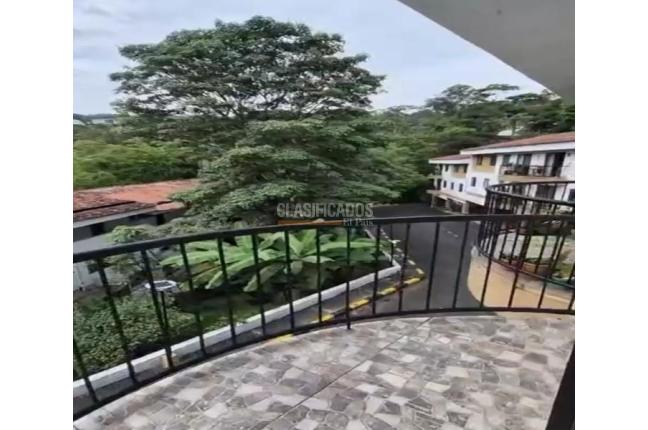 Apartamentos, Venta en Bella Suiza