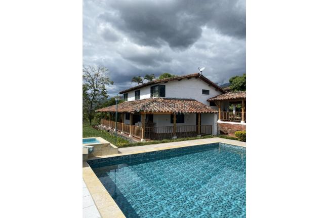 Fincas y Casas Campestres, Venta, El Cerrito - $3.000.000.000