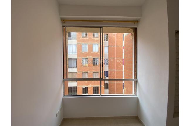 Apartamentos, Alquiler, Madrigal Campestre - $900.000