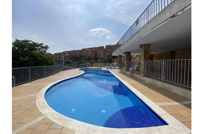 Apartamentos, Alquiler, Madrigal Campestre - $900.000