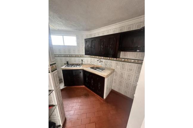 Apartamentos, Venta, Alcázares - $180.000.000