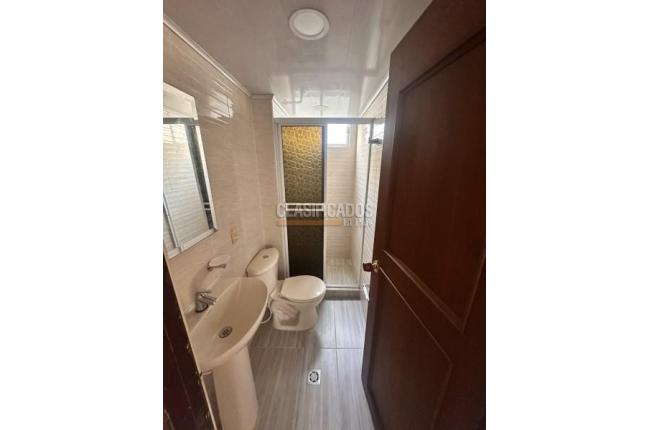 Apartamentos, Venta, Alcázares - $180.000.000