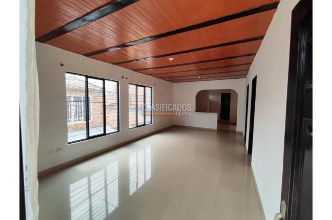 Casas, Venta, Floralia - $300.000.000