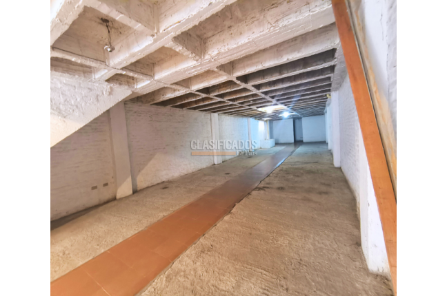 Locales y Bodegas, Venta, Cristóbal Colón - $1.300.000.000