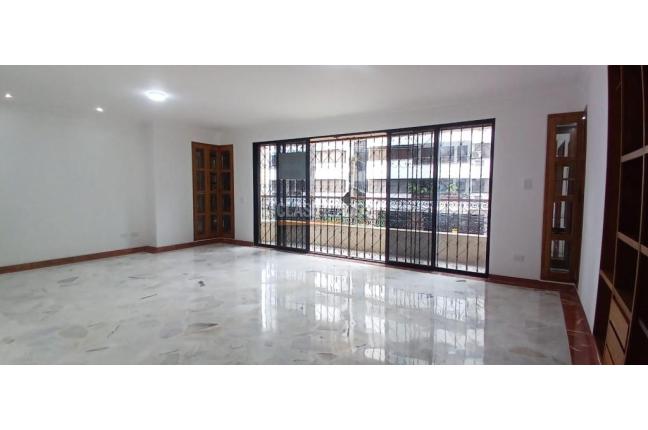 Apartamentos, Venta, Versalles - $440.000.000